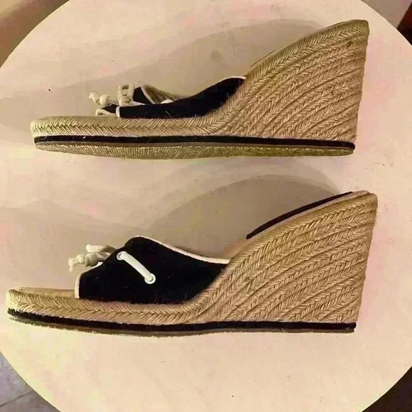 Tommy Hilfiger Medallion Espadrille Wedge Sandal Navy and White Bow Detail - Picture 5 of 11